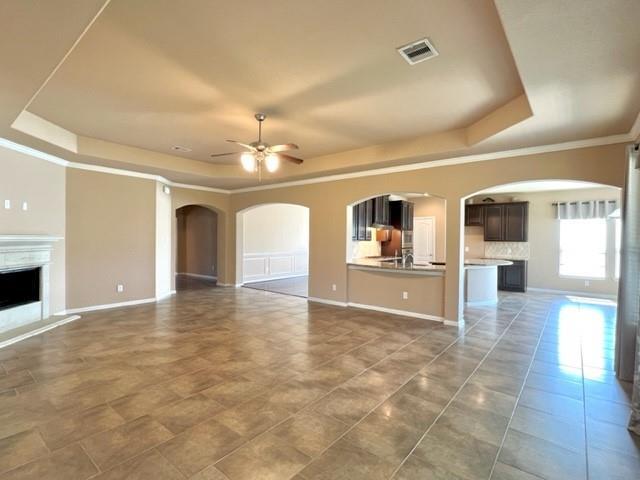 Building Photo - 21627 Country Club Green Dr