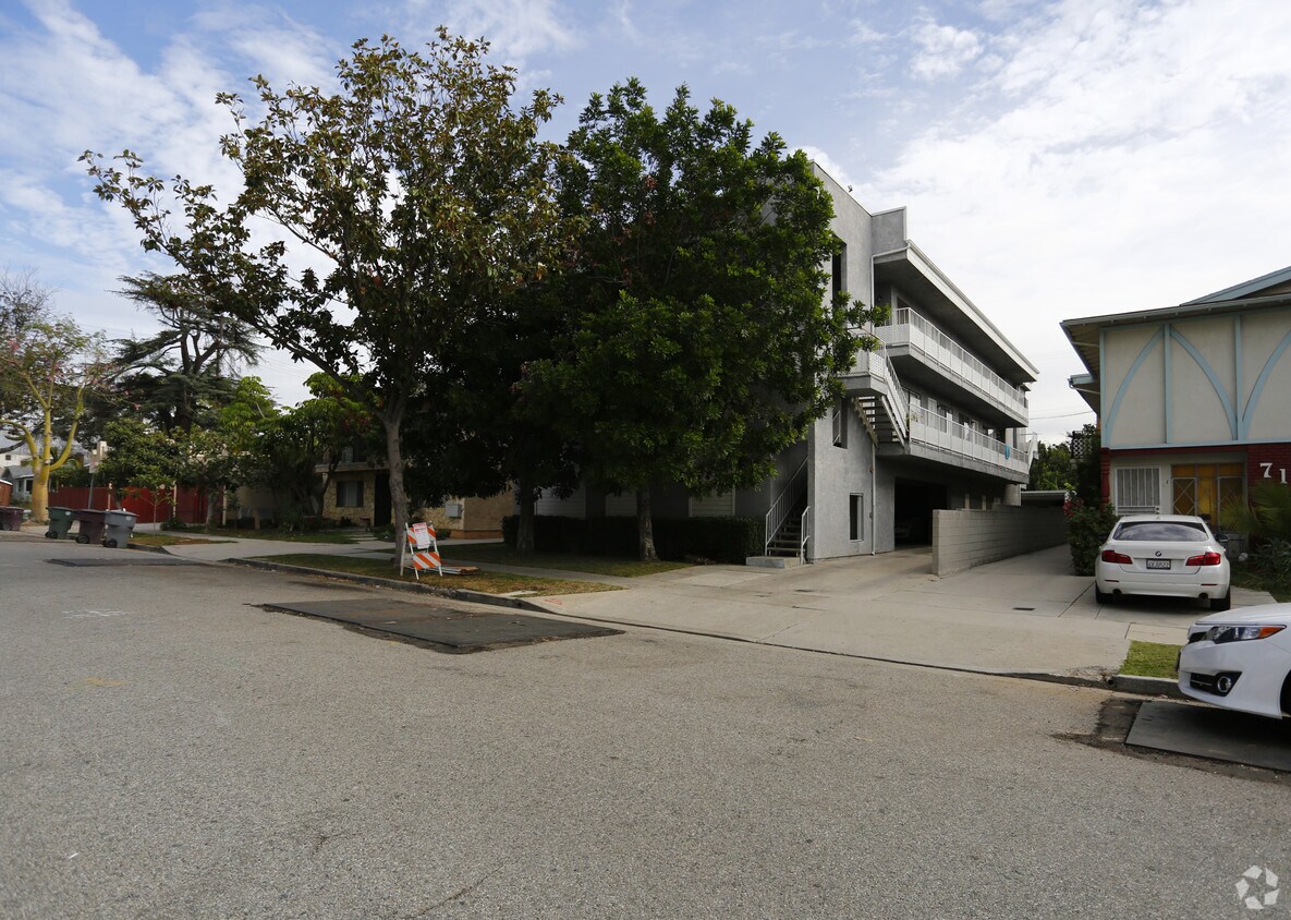 Building Photo - 712 Porter St