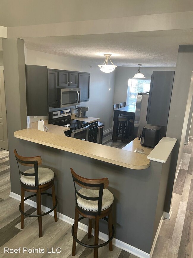 Foto del edificio - 2 br, 2 bath House - 645 Heritage Square