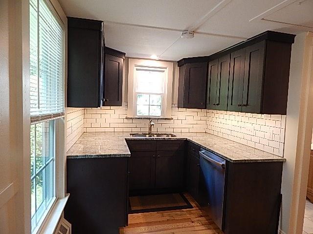 Building Photo - 28 Old Post Rd