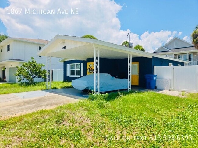 Photo - 1867 Michigan Ave NE House