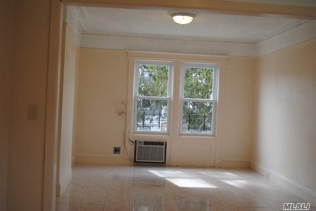 Building Photo - 95-14-95112 112th St