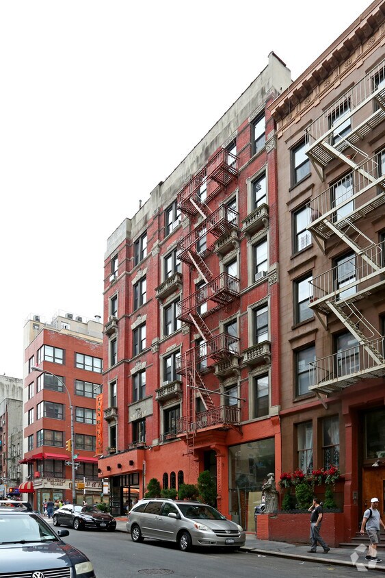 Building Photo - 127 Mulberry St