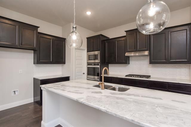 Building Photo - 5501 Crestview Dr