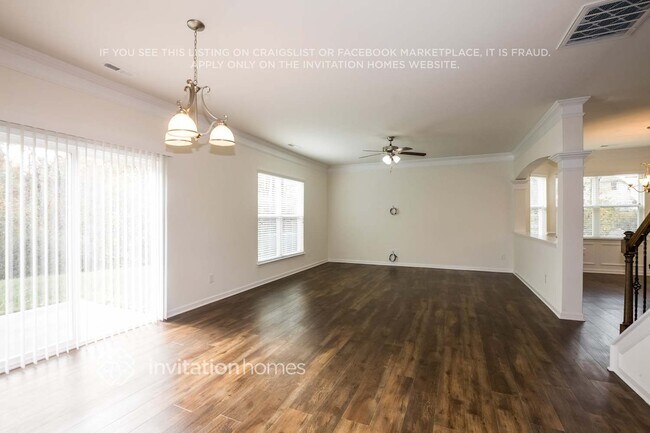Foto del edificio - 1302 Soothing Ct NW