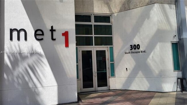 Photo - 300 S Biscayne Blvd Apartment