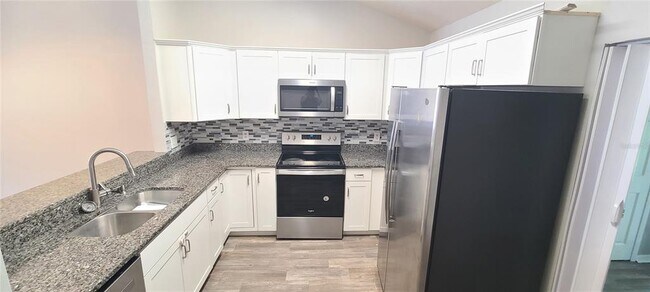 Foto del edificio - 3524 Forest Branch Dr