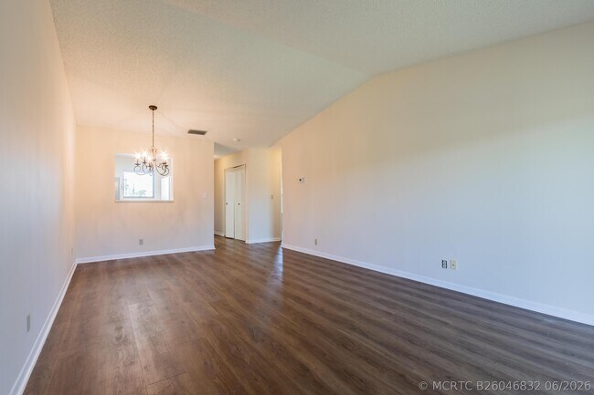 Building Photo - 9449 Boca Cove Cir