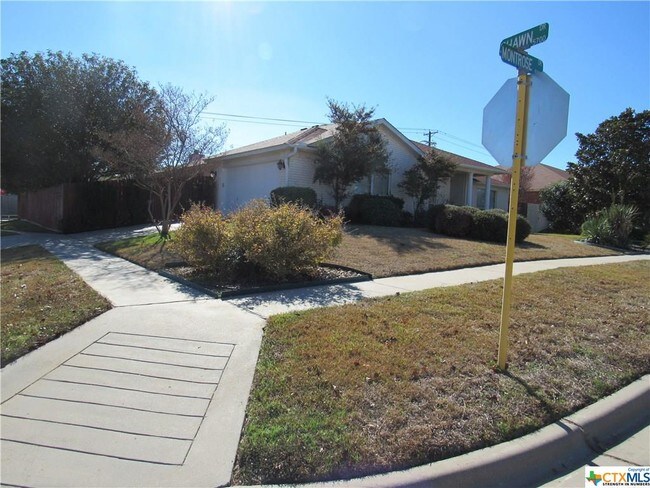 Building Photo - 5812 Montrose Dr