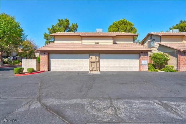 Building Photo - 3280 Dayflower St