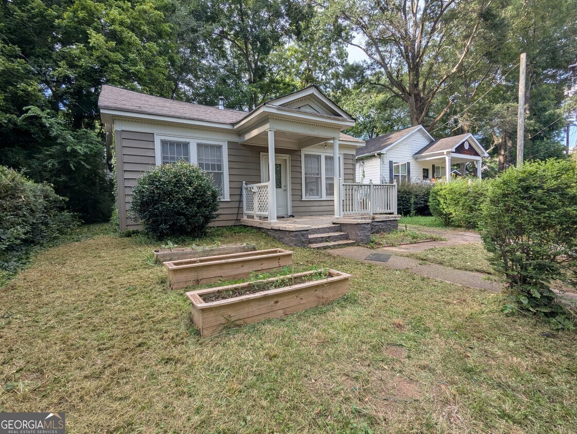 Foto principal - 1442 Woodbine Ave SE