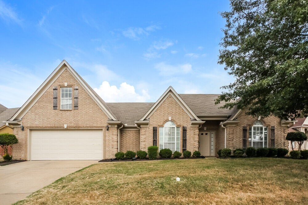 Foto principal - 8332 Pinnacle Dr