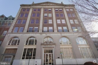 Building Photo - 312-322 Walnut St