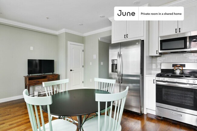 Foto del edificio - Room in Shared 5 bed/1.5 bath home