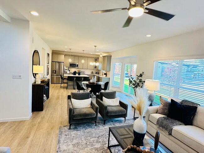 Foto del edificio - 927 Little Fieldstone Court