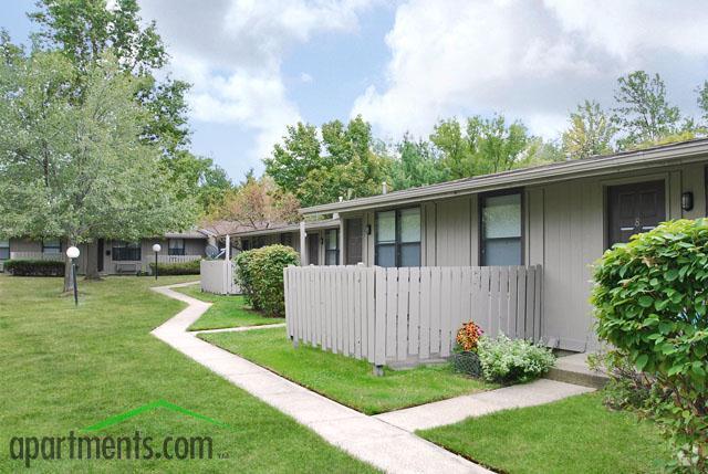 Foto del edificio - Fox Brook Townhomes