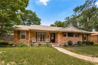 Building Photo - 937 Ferncliff Trail