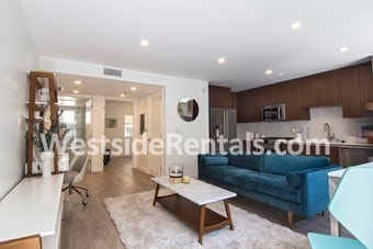NA - 1445 9th St
