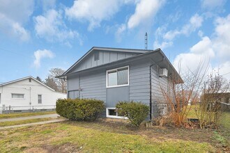 Building Photo - 80 N 23rd St