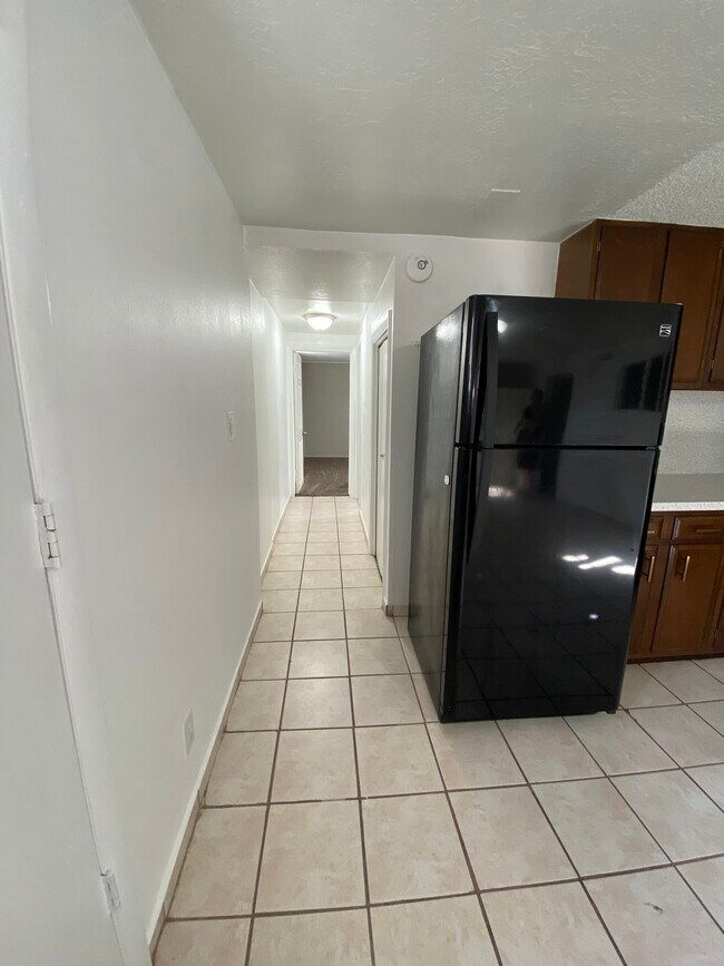 Foto del edificio - 1065 E 4050 S