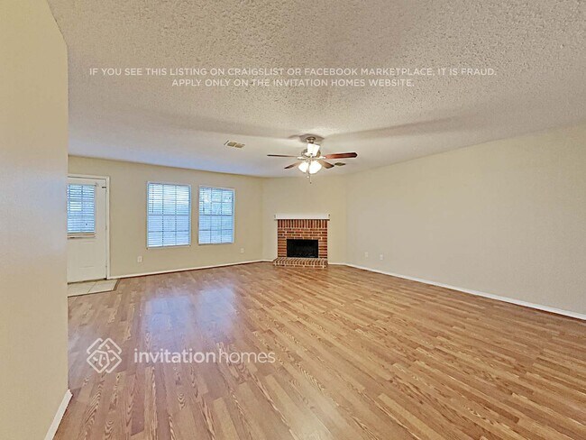 Foto del edificio - 1537 Englewood Dr