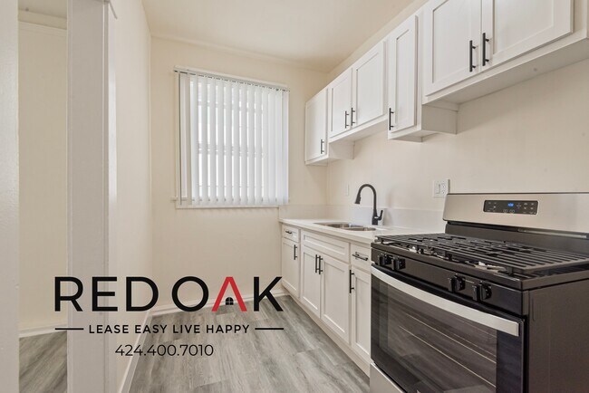 Foto del edificio - ~2 Weeks FREE~ Sunlit and Spacious Studio ...