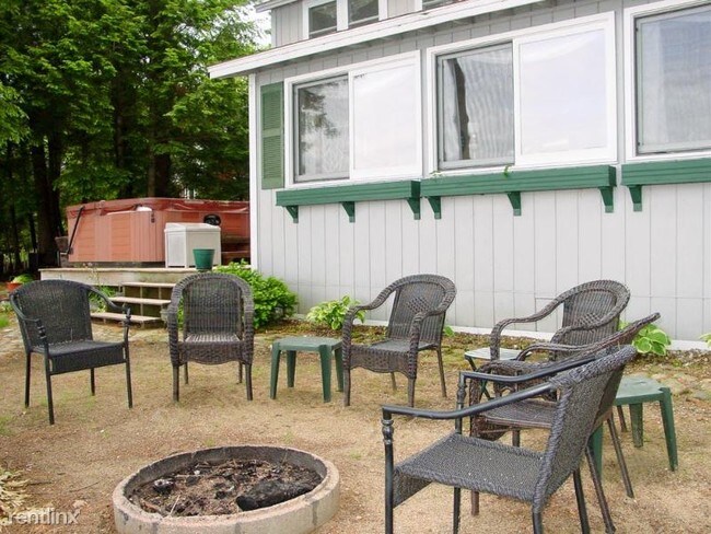 Building Photo - 3 br, 2 bath House - 40 NORMANDIN DR
