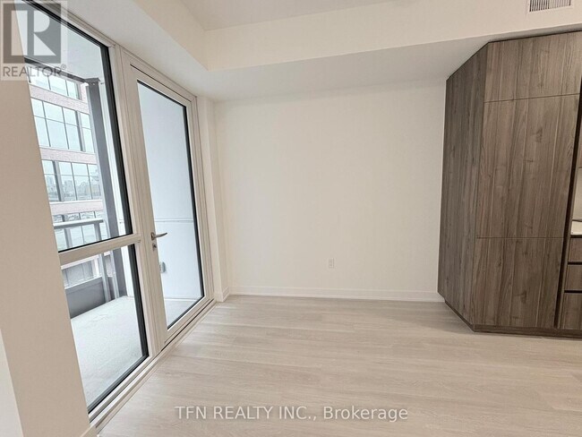 Photo du bâtiment - 15 Richardson St