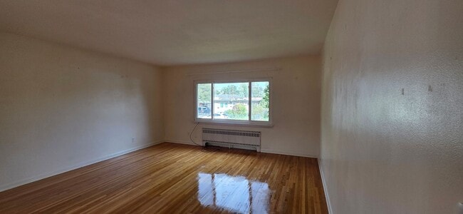 Building Photo - 2520 Deming Blvd