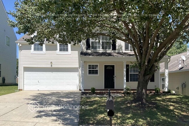 Building Photo - 310 Holton Dr