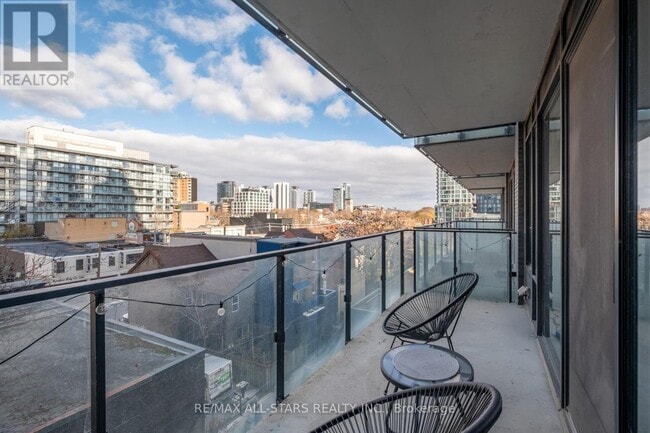 Building Photo - 55 Ontario St