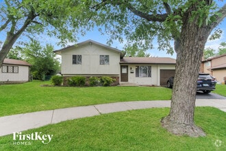 Building Photo - 5144 Oakwood Ct