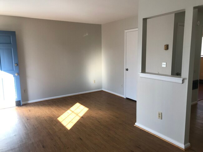 Foto del edificio - 636 Allison Ave SW