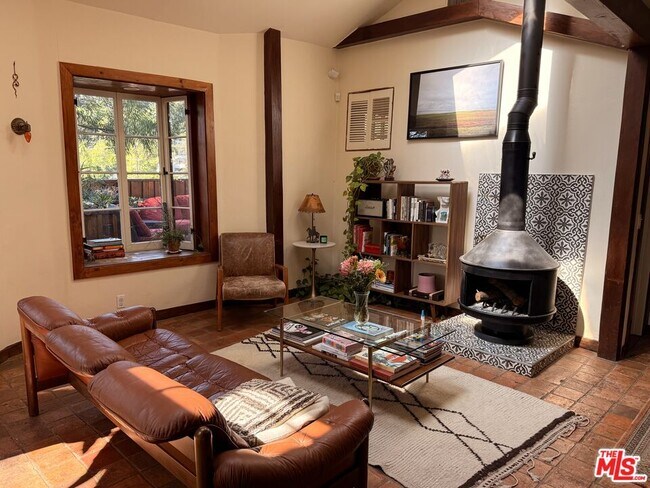 Foto del edificio - 2566 Verbena Dr