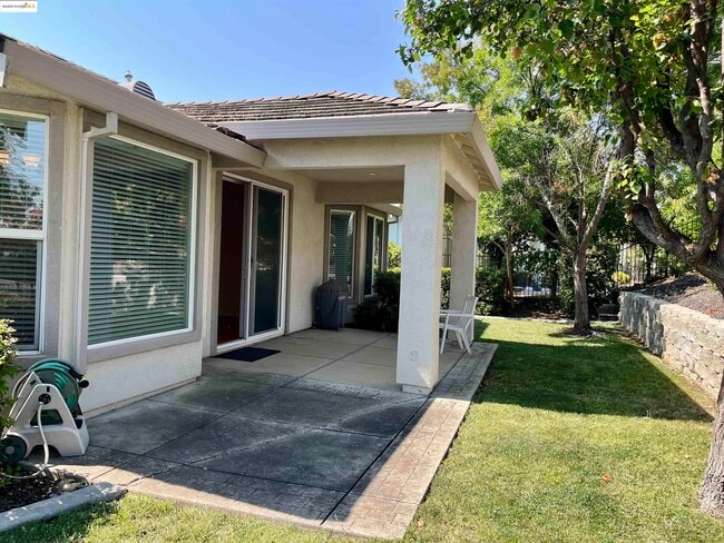 Building Photo - 1381 Bonum Way