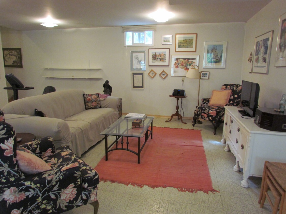 Primary Photo - 2782 Cheyenne Dr