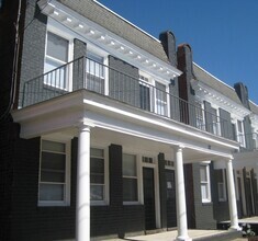 Building Photo - 20 S Allen Ave