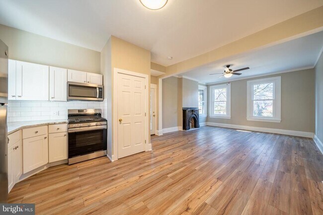 Foto del edificio - 327 N High St