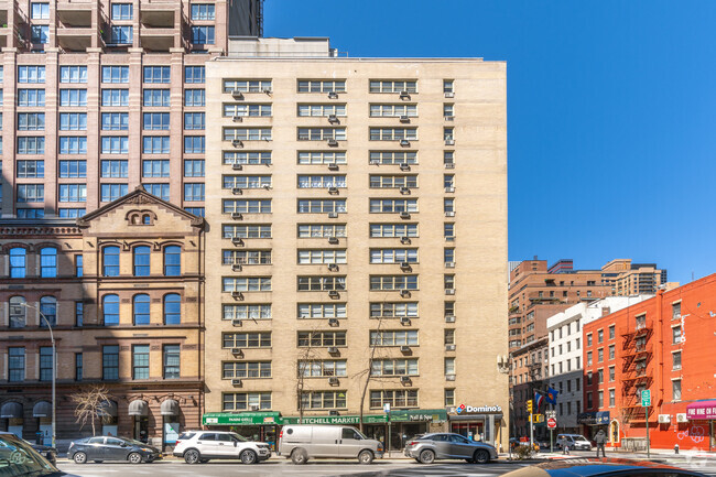 Building Photo - The Beekman Regent