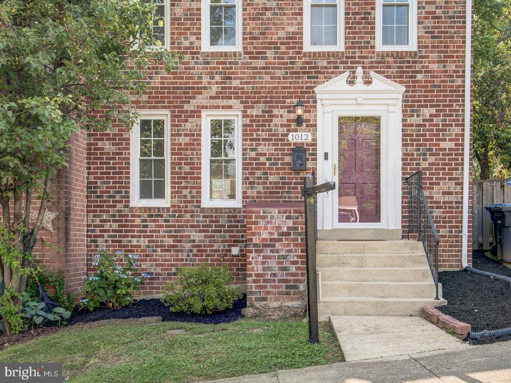 Foto principal - 1012 N Pelham St