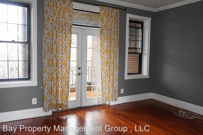 Building Photo - 2 br, 1 bath House - 2202 Park Ave  Unit 202