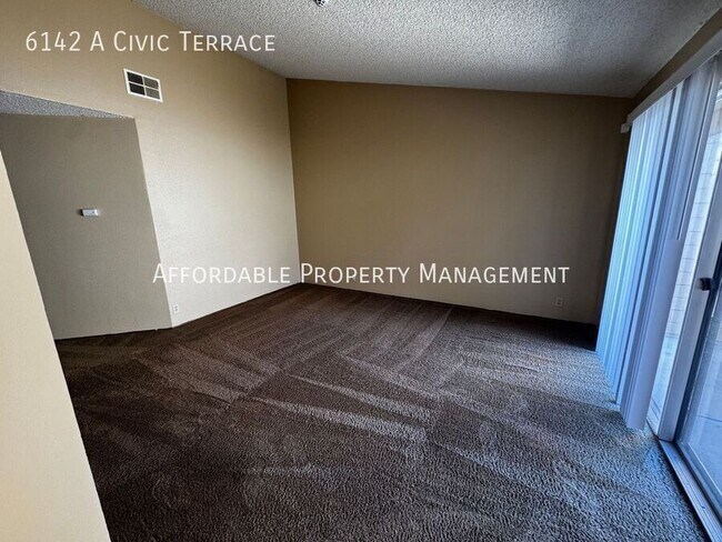 Foto del edificio - 6142 Civic Terrace Ave