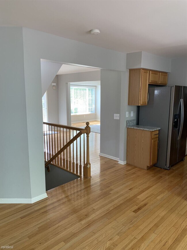Building Photo - 5 br, 3.5 bath House - 197 Columbia Dr