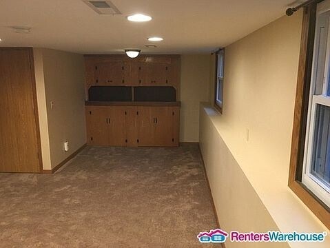Foto del edificio - 6301 Russell Ave S