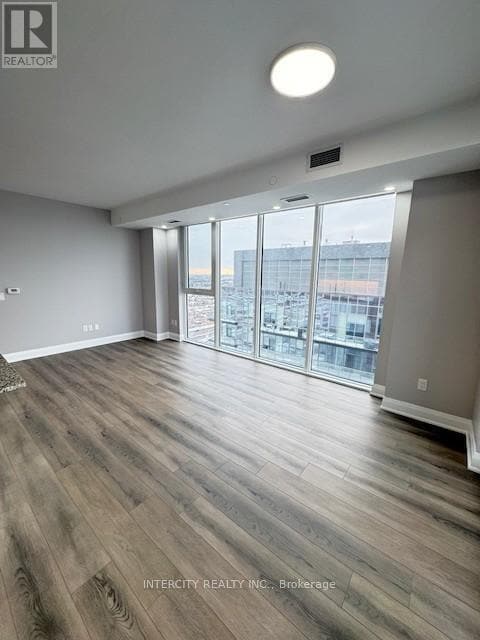 Building Photo - 20 Gatineau Dr