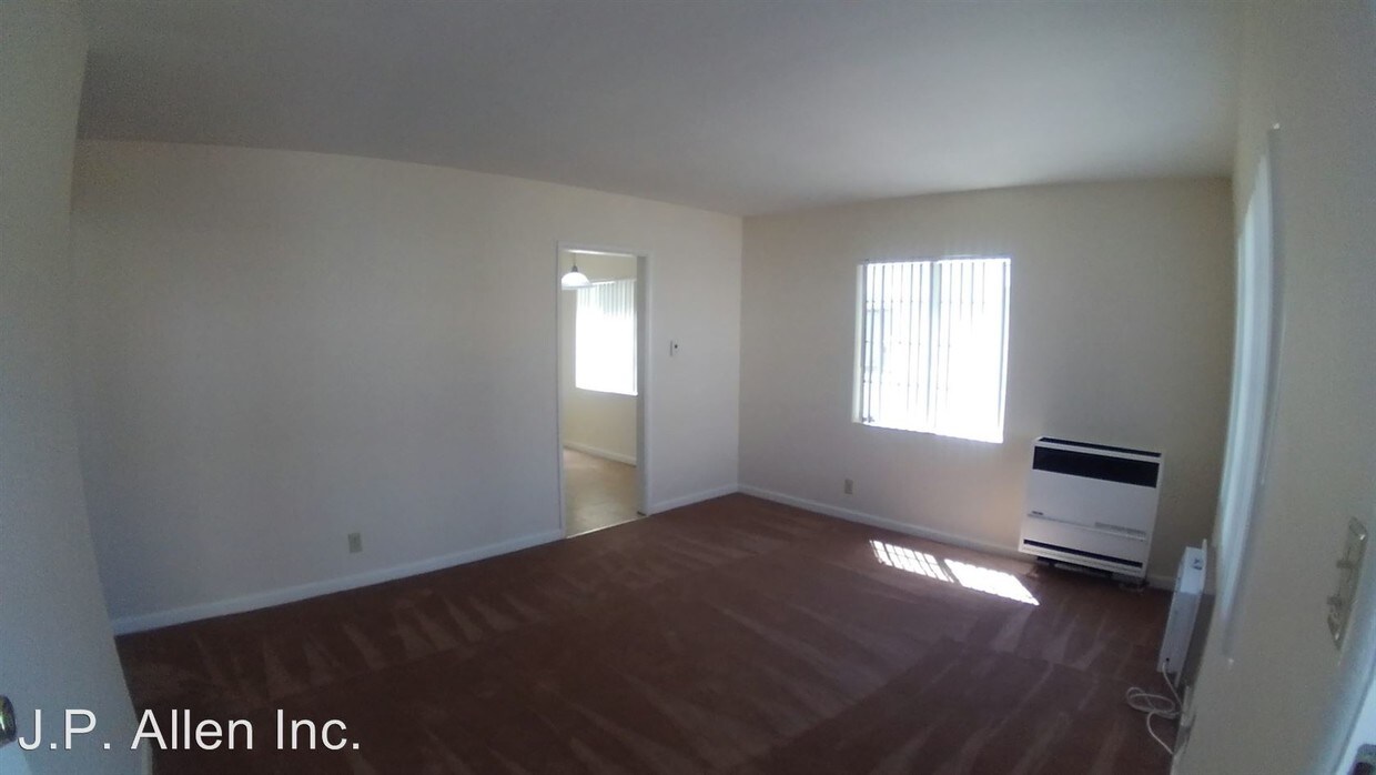 Primary Photo - 522 W Glenoaks Blvd