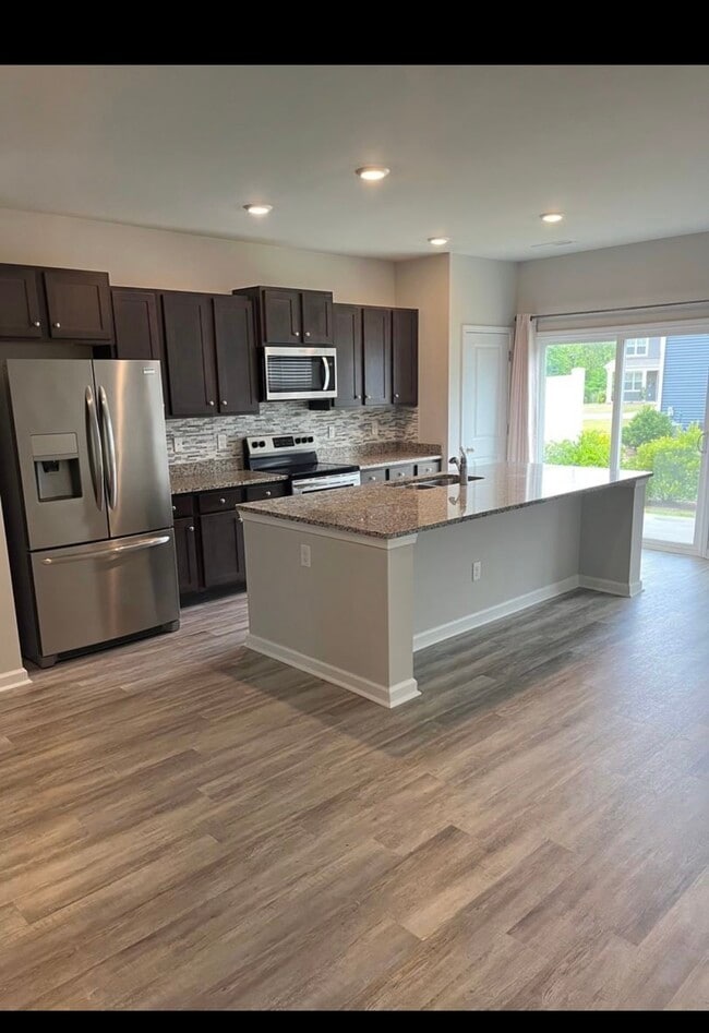 Foto del edificio - 4613 Wildaire Ln