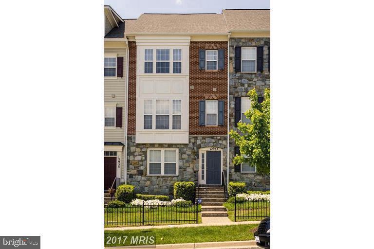 Primary Photo - 12953 Clarksburg Square Rd