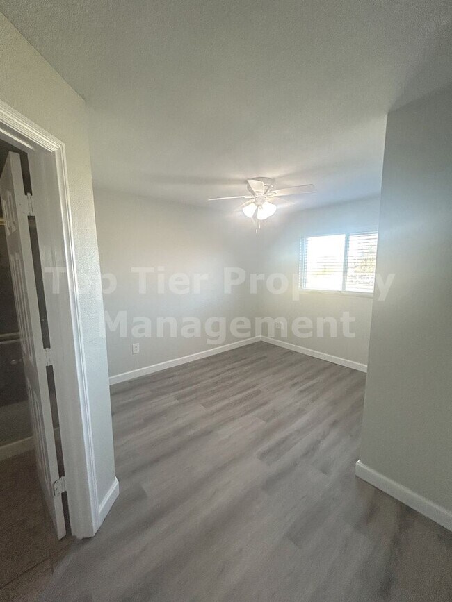 Building Photo - ***Gated Complex - 2 bed / 2 bath Condo in El Cajon - Available NOW***