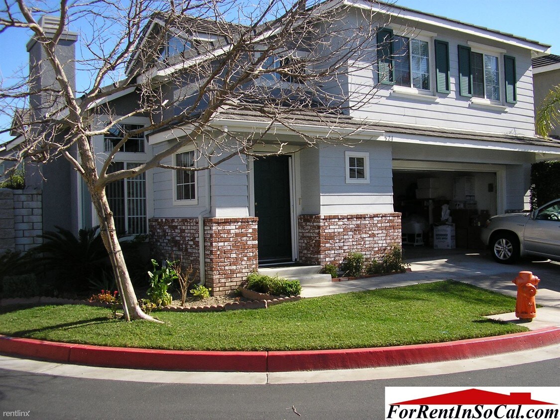 Foto principal - 521 S Marigold Ln